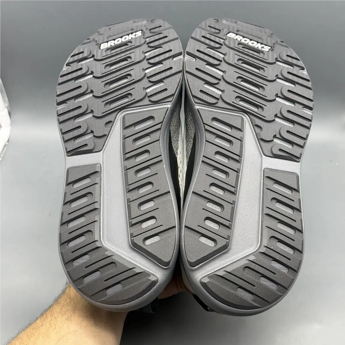 Brooks shoes - Brooks Beast GTS 26 - Beast GTS - 1104554E004 - Gray (UPC: 0195394755343) 6