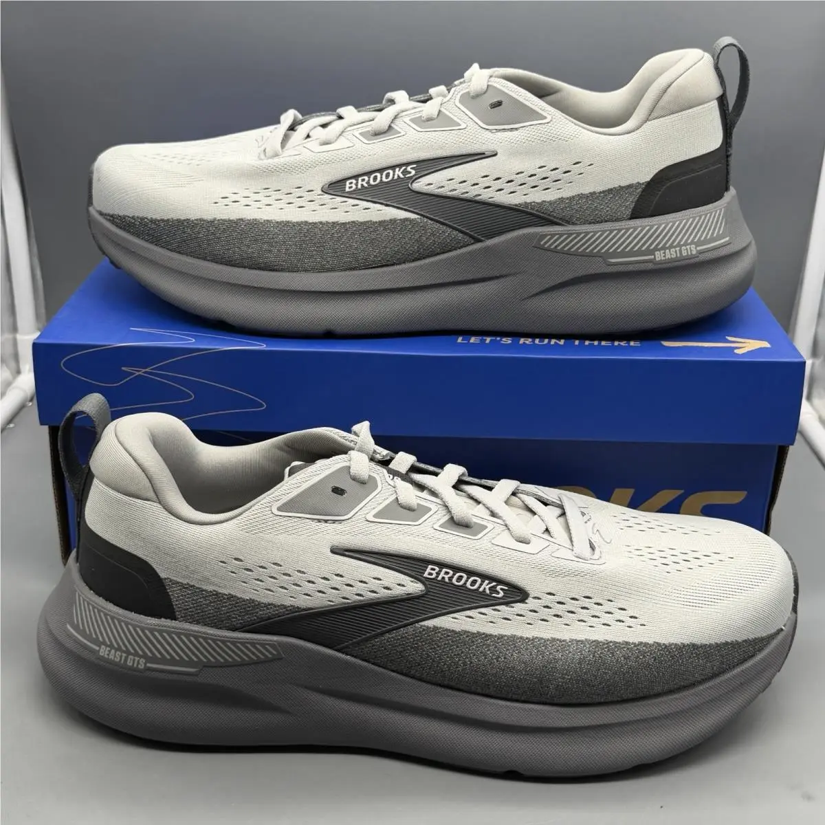 Brooks Beast Gts 26 Mens 10.5 4E Extra Wide Grey Running Walking Training Shoes