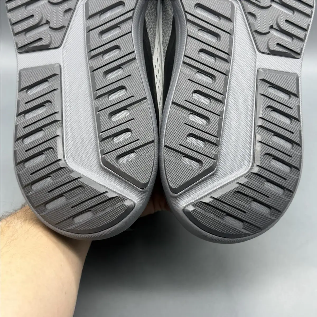 Brooks shoes - Brooks Beast GTS 26 - Beast GTS - 1104554E004 - Gray (UPC: 0195394755343) 8