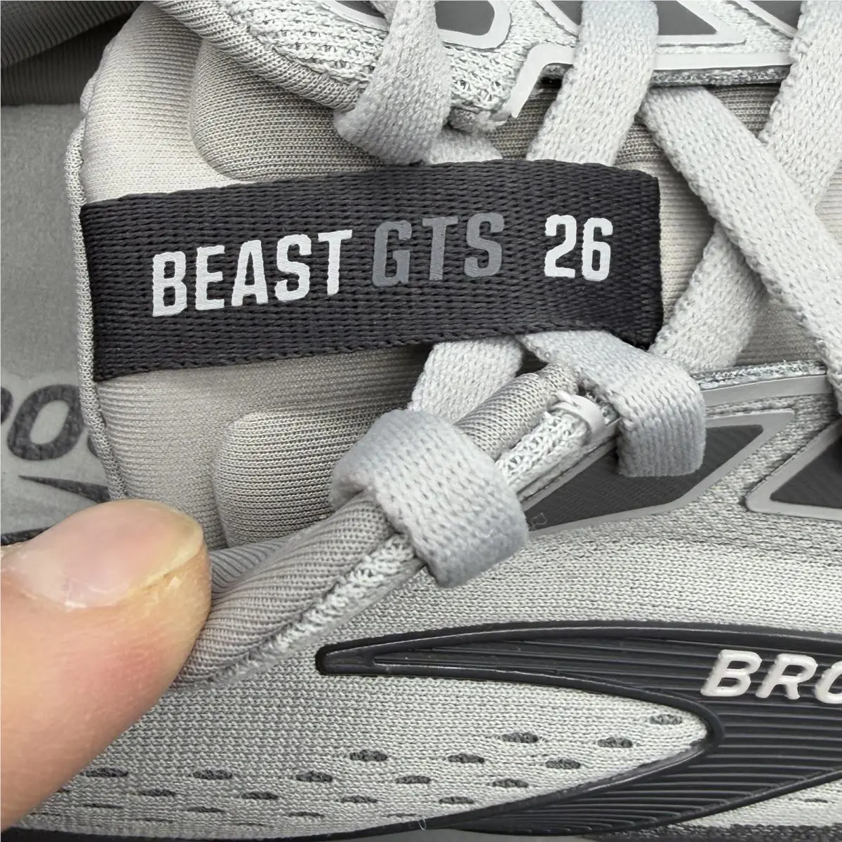 Brooks shoes - Brooks Beast GTS 26 - Beast GTS - 1104554E004 - Gray (UPC: 0195394755343) 9