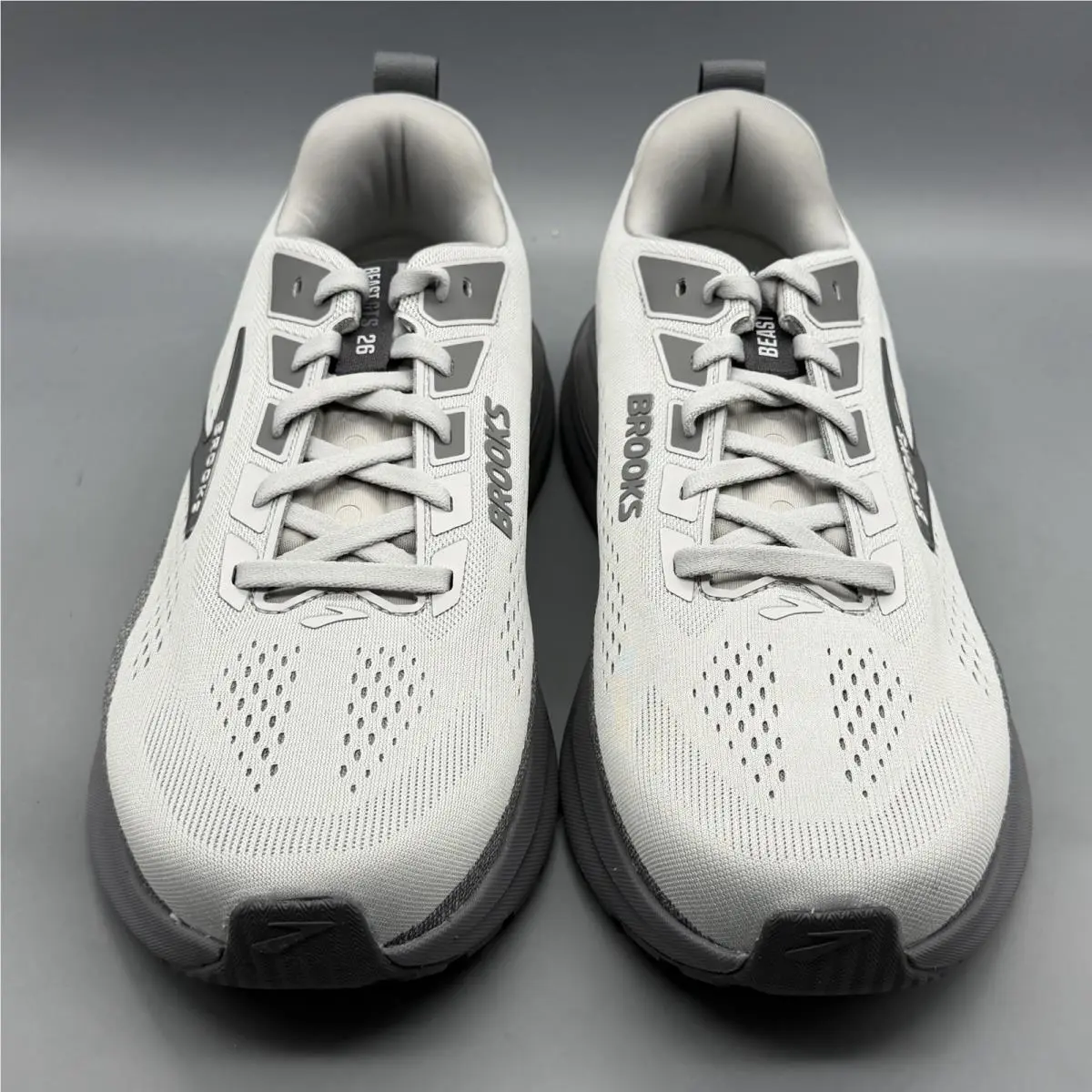 Brooks shoes - Brooks Beast GTS 26 - Beast GTS - 1104554E004 - Gray (UPC: 0195394755343) 0