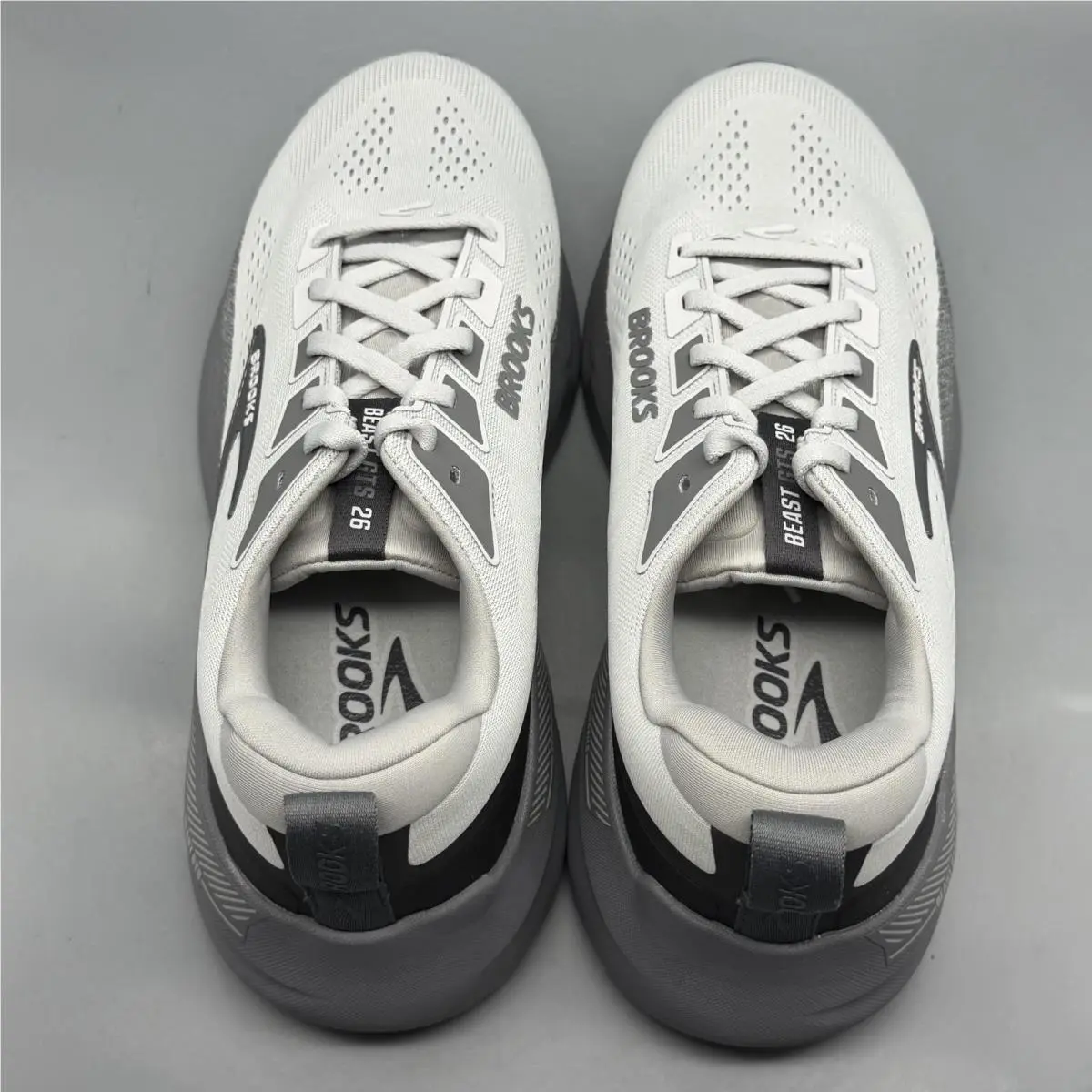 Brooks shoes - Brooks Beast GTS 26 - Beast GTS - 1104554E004 - Gray (UPC: 0195394755343) 5