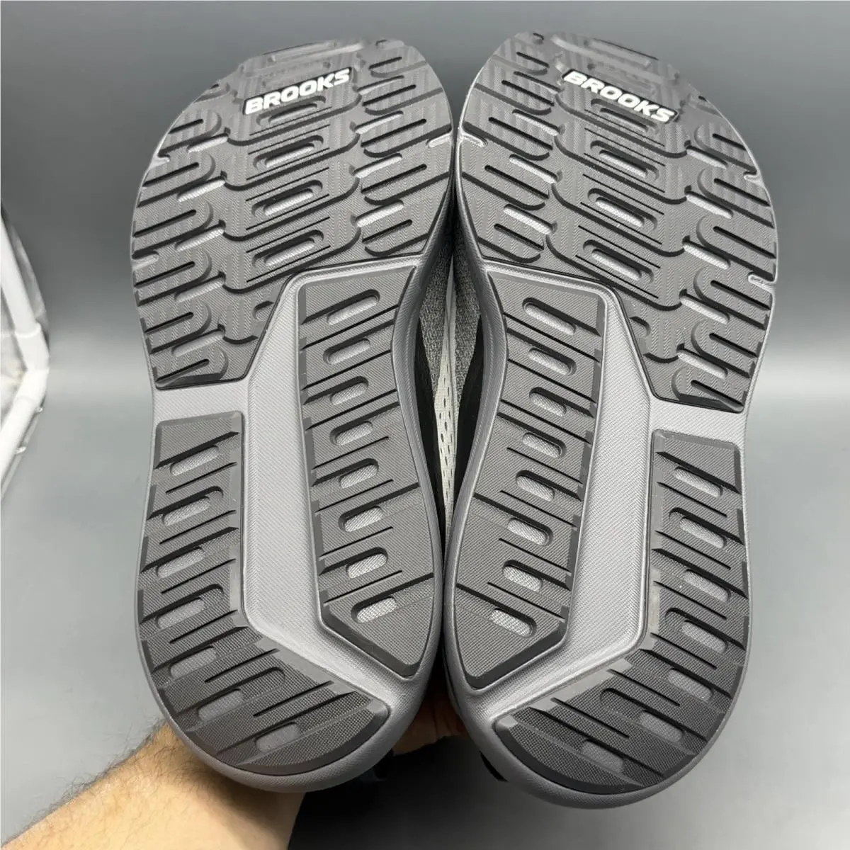 Brooks shoes - Brooks Beast GTS 26 - Beast GTS - 1104554E004 - Gray (UPC: 0195394755343) 6