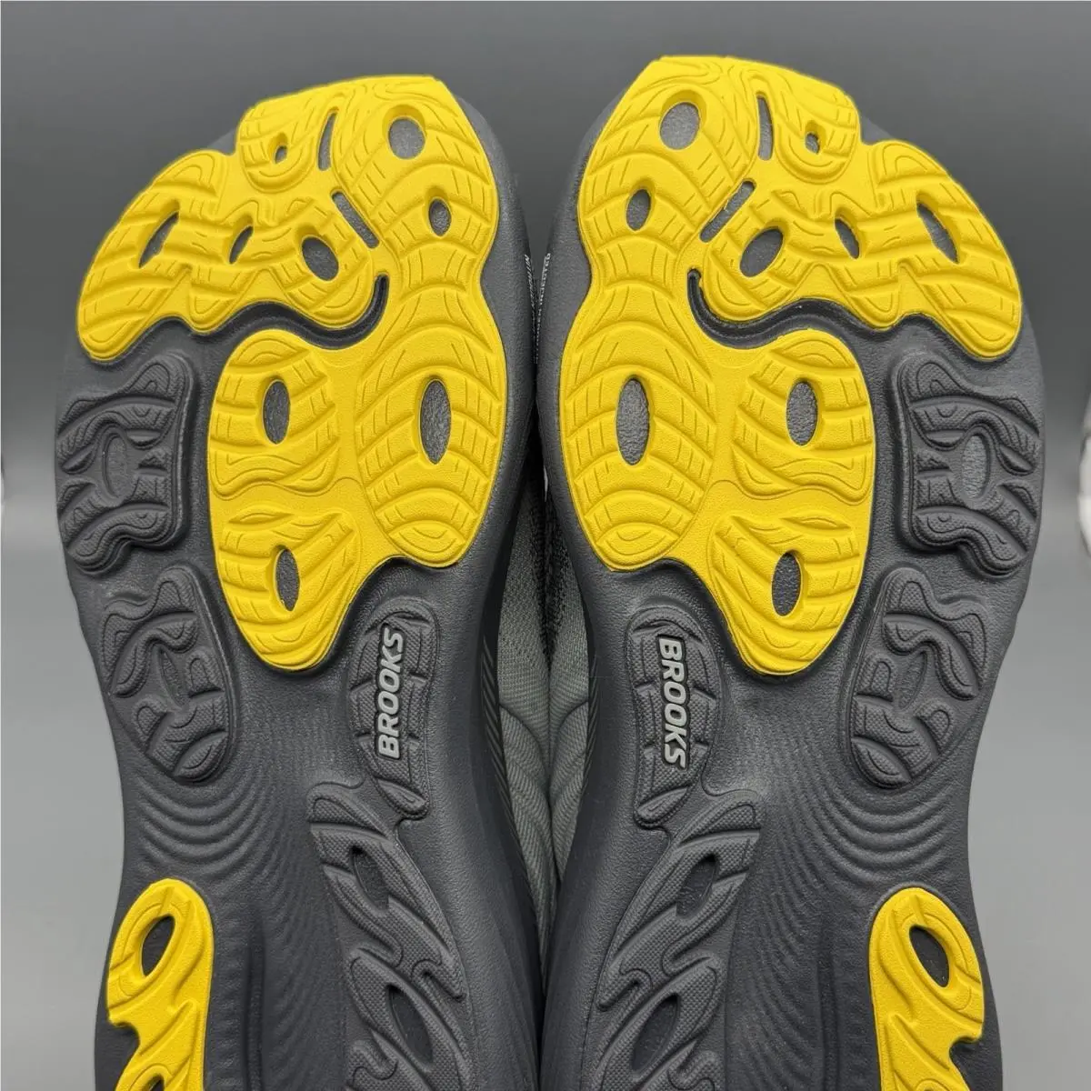 Brooks shoes - Brooks Adrenaline GTS 25 - Adrenaline GTS - 1104541D044 - Gray (UPC: 0195394661262) 7