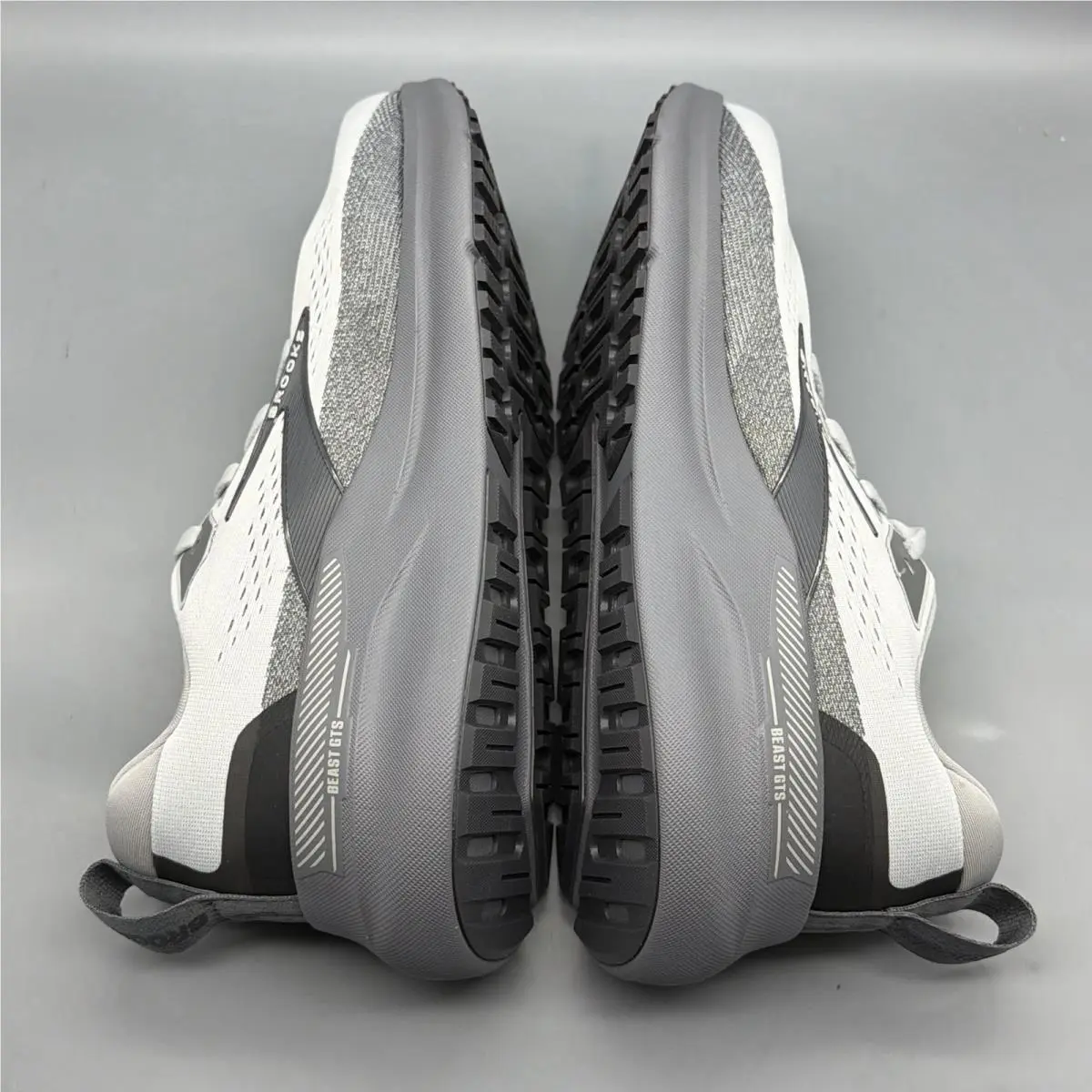 Brooks shoes - Brooks Beast GTS 26 - Beast GTS - 1104551D004 - Gray (UPC: 0195394755350) 4