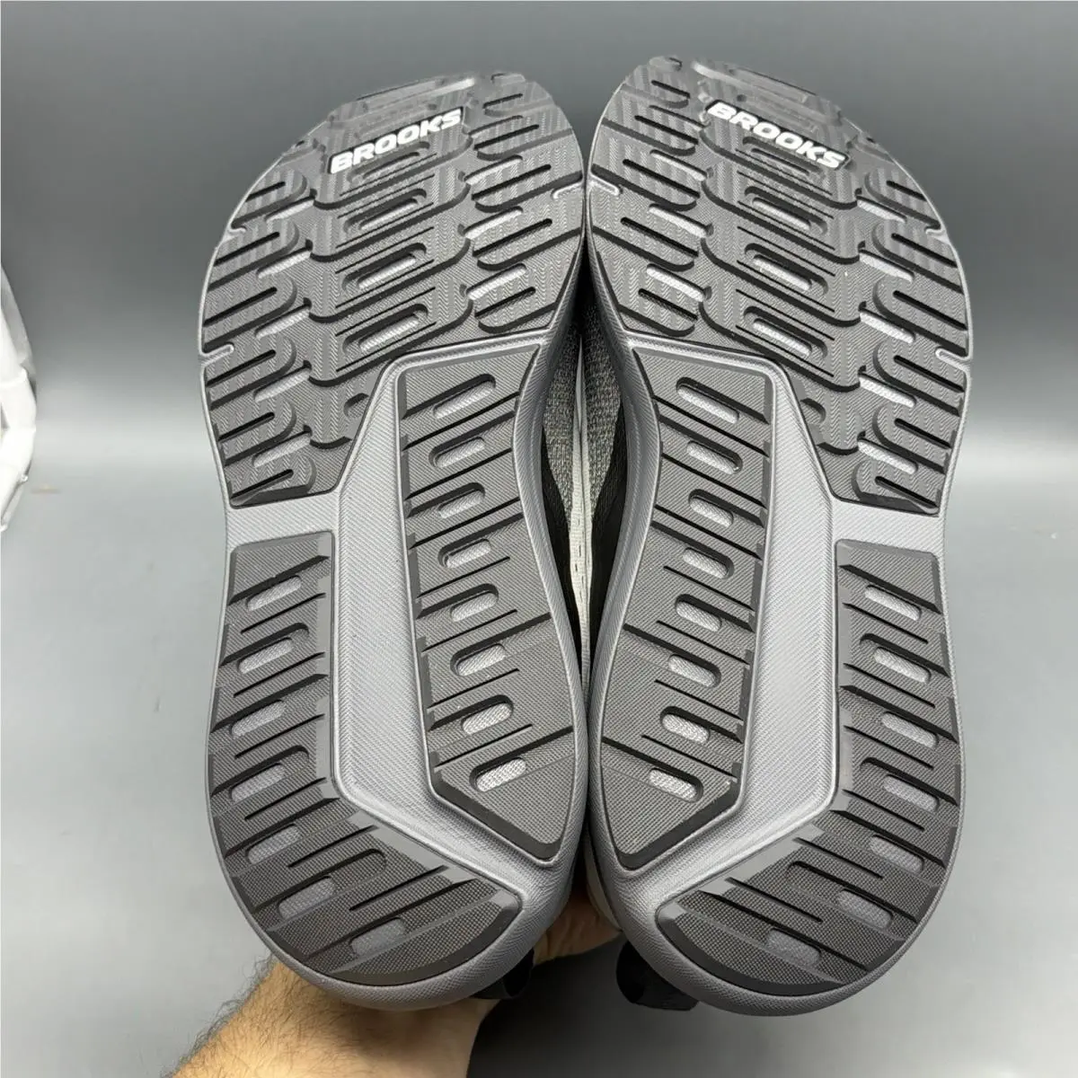 Brooks shoes - Brooks Beast GTS 26 - Beast GTS - 1104551D004 - Gray (UPC: 0195394755350) 6