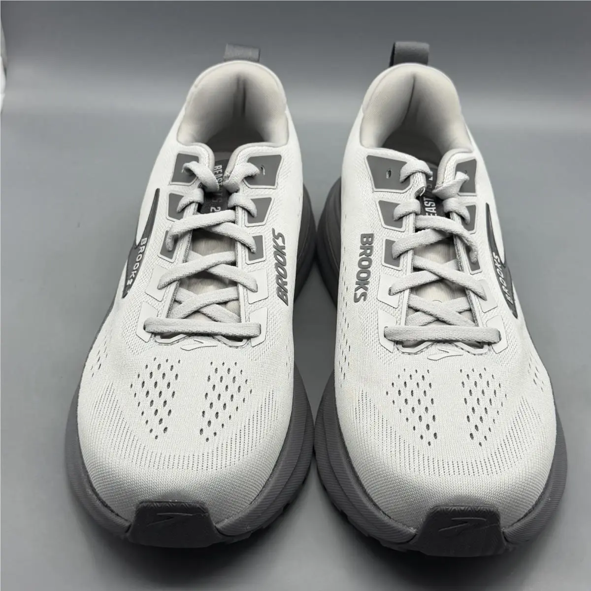 Brooks shoes - Brooks Beast GTS 26 - Beast GTS - 1104551D004 - Gray (UPC: 0195394755299) 0