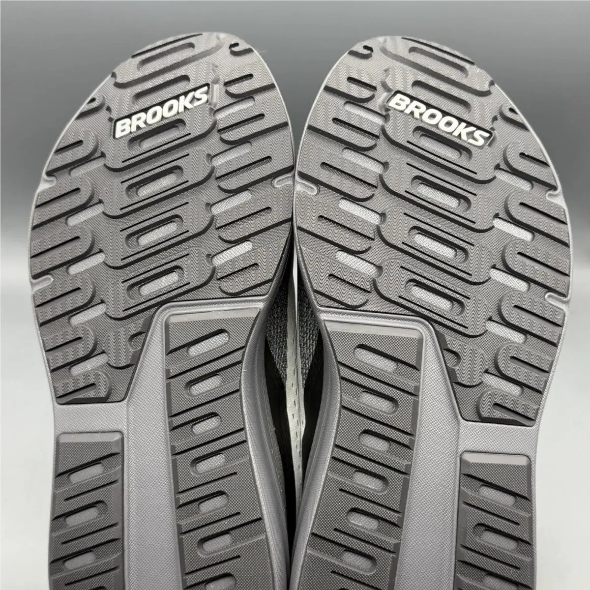Brooks shoes - Brooks Beast GTS 26 - Beast GTS - 1104551D004 - Gray (UPC: 0195394755299) 7