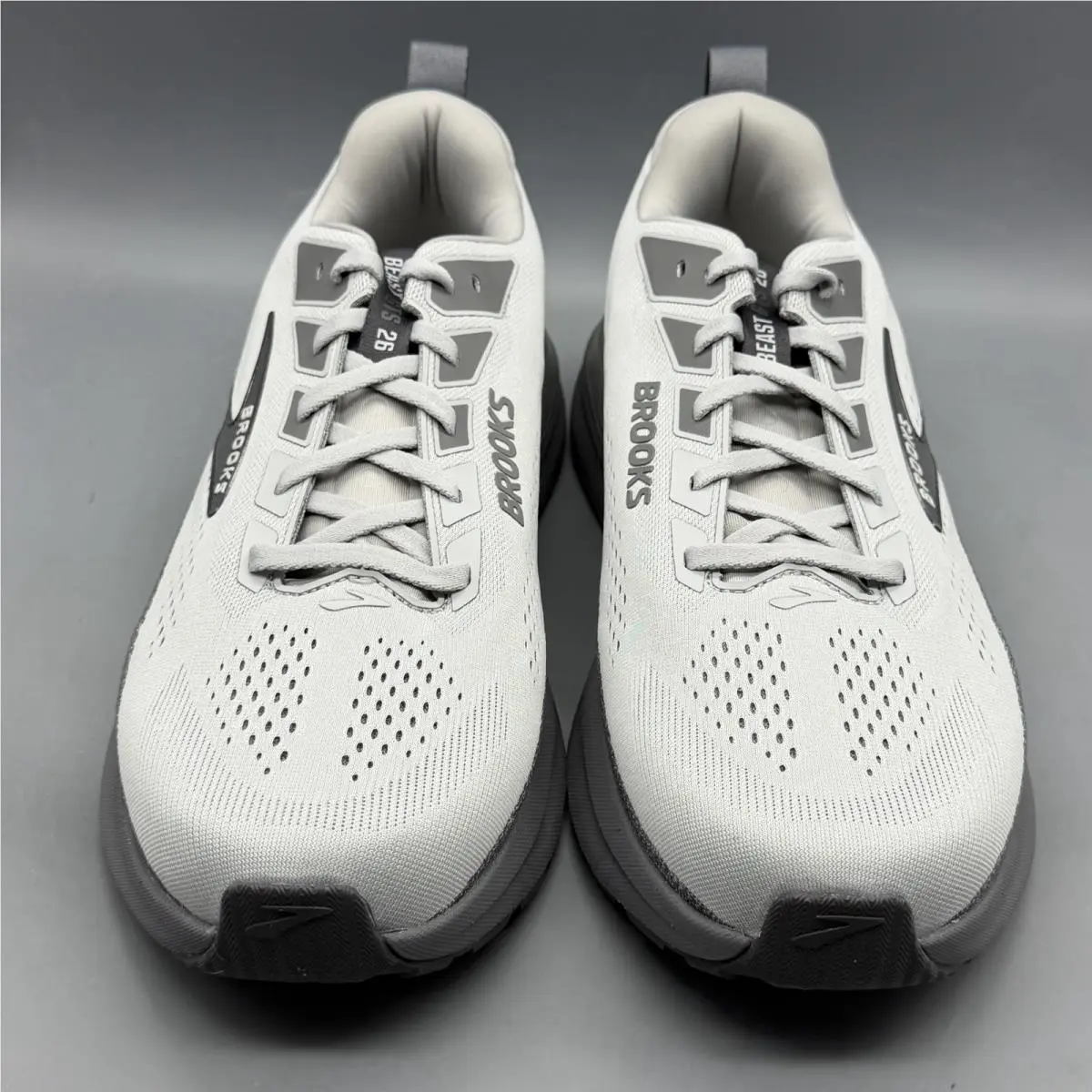 Brooks shoes - Brooks Beast GTS 26 - Beast GTS - 1104551D004 - Gray (UPC: 0195394755503) 0