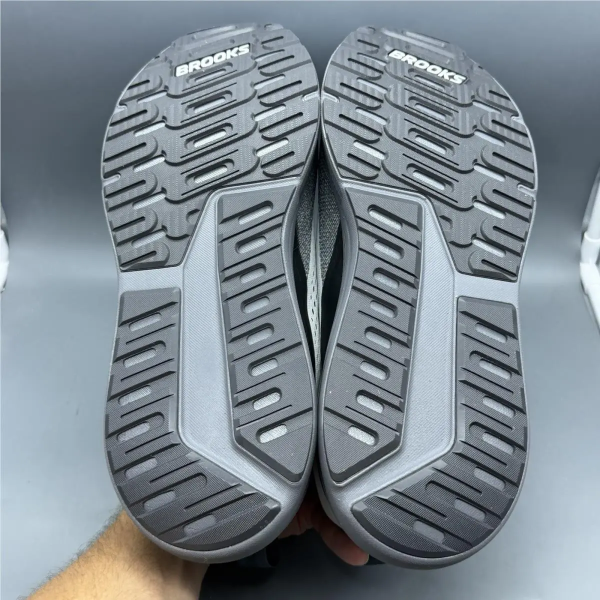 Brooks shoes - Brooks Beast GTS 26 - Beast GTS - 1104551D004 - Gray (UPC: 0195394755503) 6