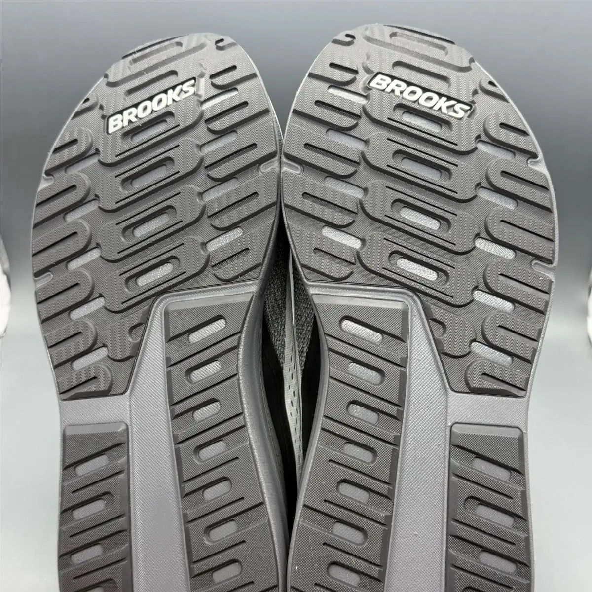 Brooks shoes - Brooks Beast GTS 26 - Beast GTS - 1104551D004 - Gray (UPC: 0195394755503) 7