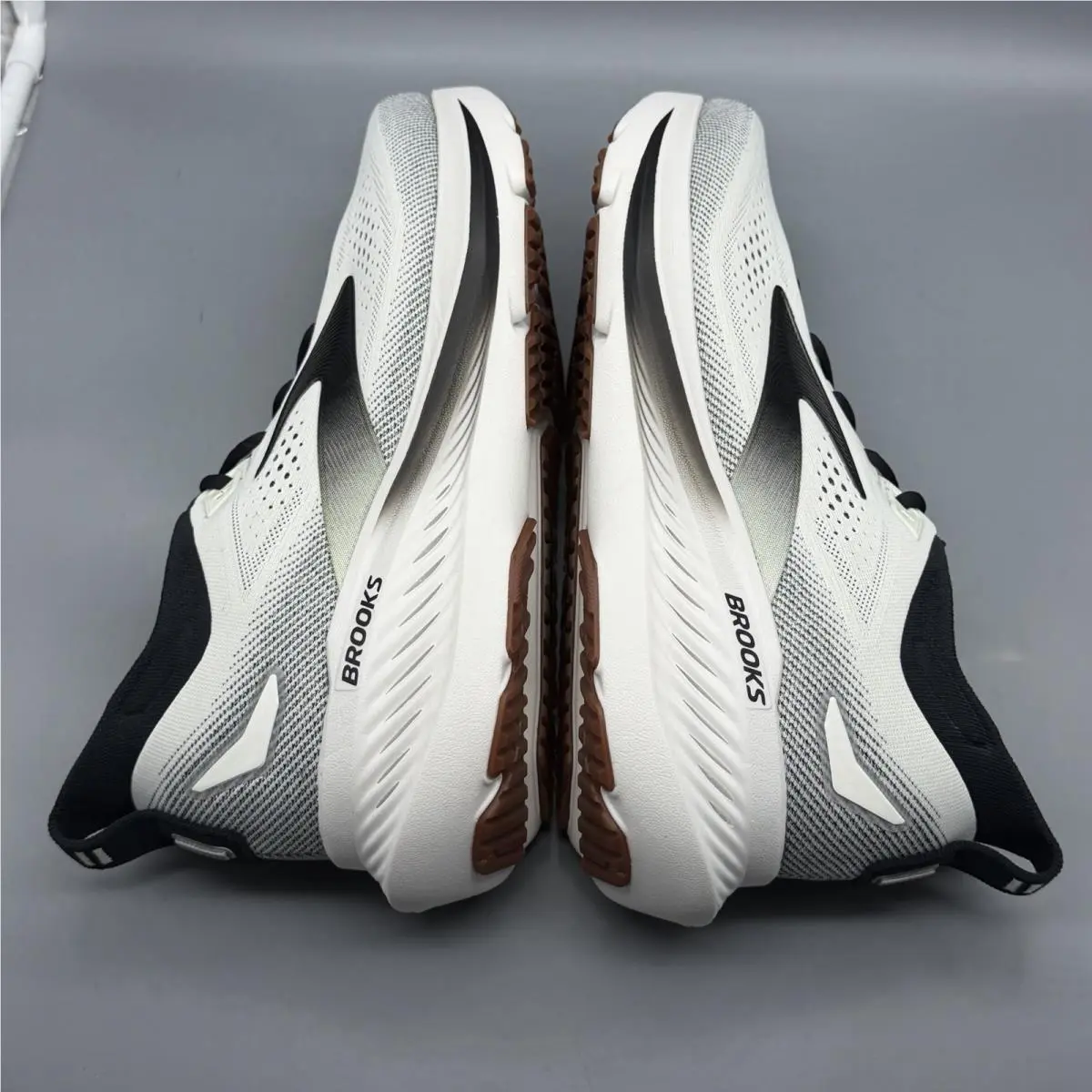 Brooks shoes - Glycerin 23 - Glycerin - 1104762E187 - White 4