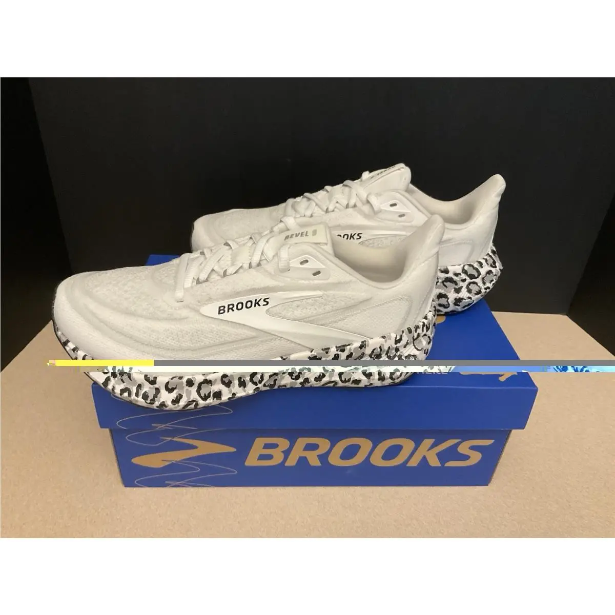 Brooks shoes - Brooks Revel 9 - Revel - 1204891B132 - Multicolor 2