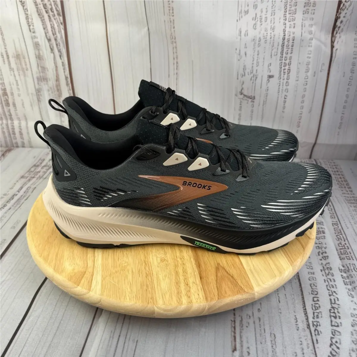 Brooks shoes - Brooks Ghost - Ghost - 1104751D080 - Black (UPC: 195394765069) 2