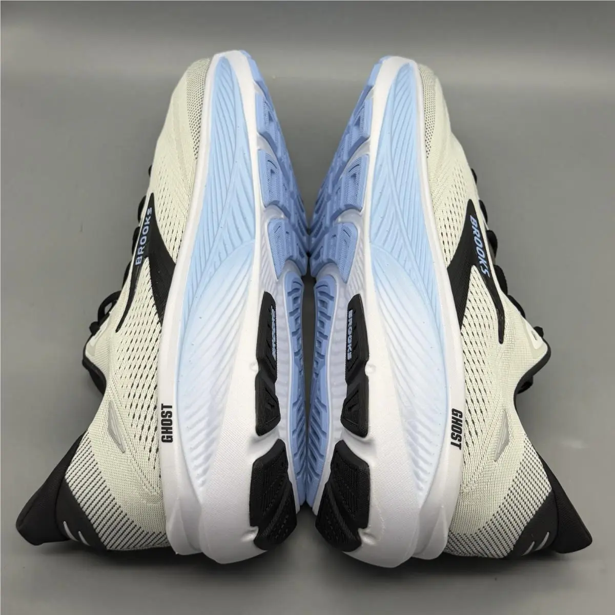Brooks shoes - Brooks Ghost 18 - Ghost - 1104931D172 - Multicolor (UPC: 0195394870022) 4