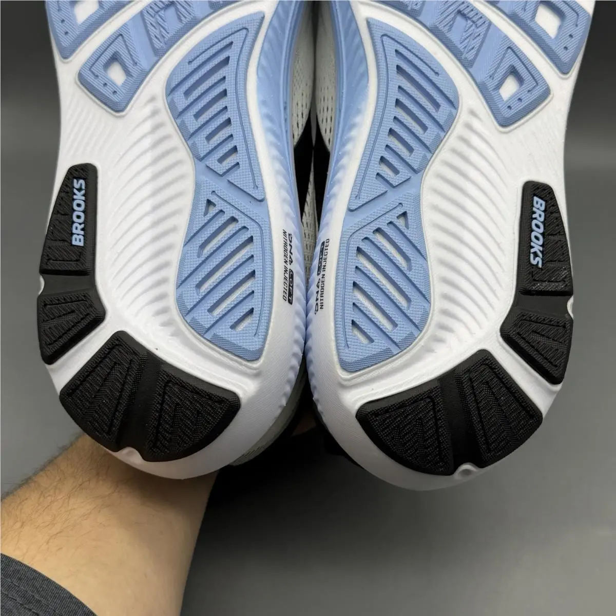 Brooks shoes - Brooks Ghost 18 - Ghost - 1104931D172 - Multicolor (UPC: 0195394870022) 8