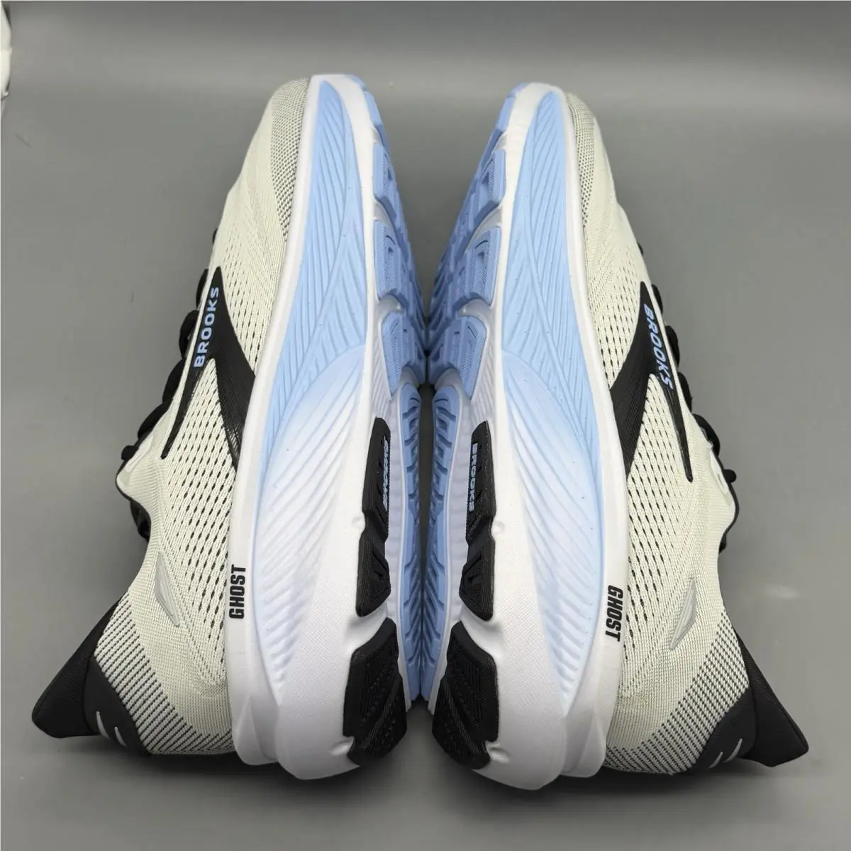 Brooks shoes - Brooks Ghost 18 - Ghost - 1104931D172 - Multicolor (UPC: 0195394870022) 4