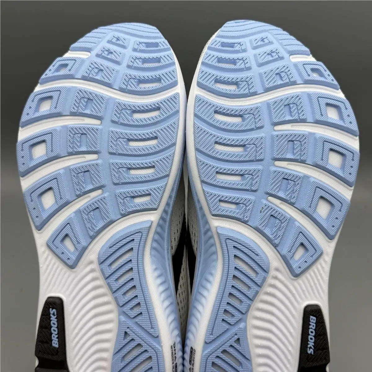 Brooks shoes - Brooks Ghost 18 - Ghost - 1104931D172 - Multicolor (UPC: 0195394869804) 7