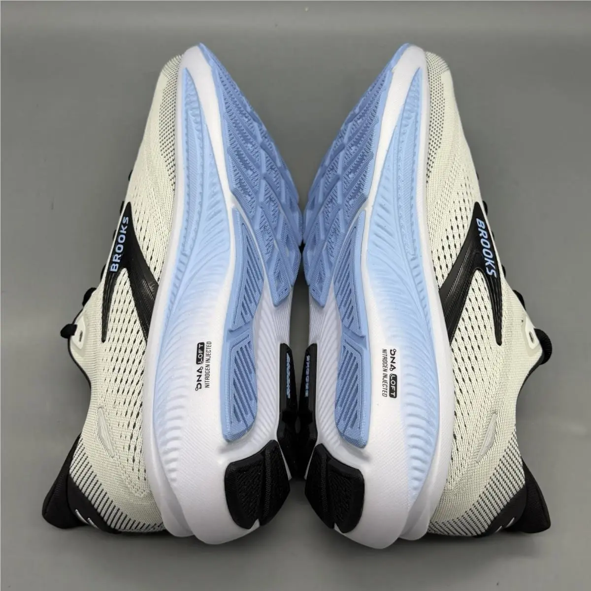Brooks shoes - Brooks Ghost 18 - Ghost - 1104931D172 - Multicolor (UPC: 0195394869804) 3