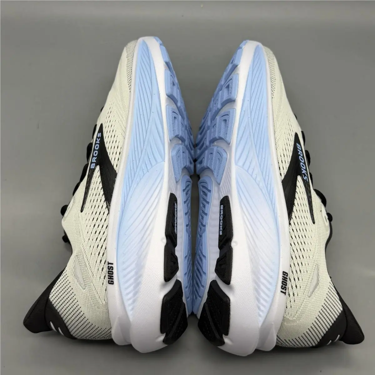 Brooks shoes - Brooks Ghost 18 - Ghost - 1104931D172 - Multicolor (UPC: 0195394869804) 4
