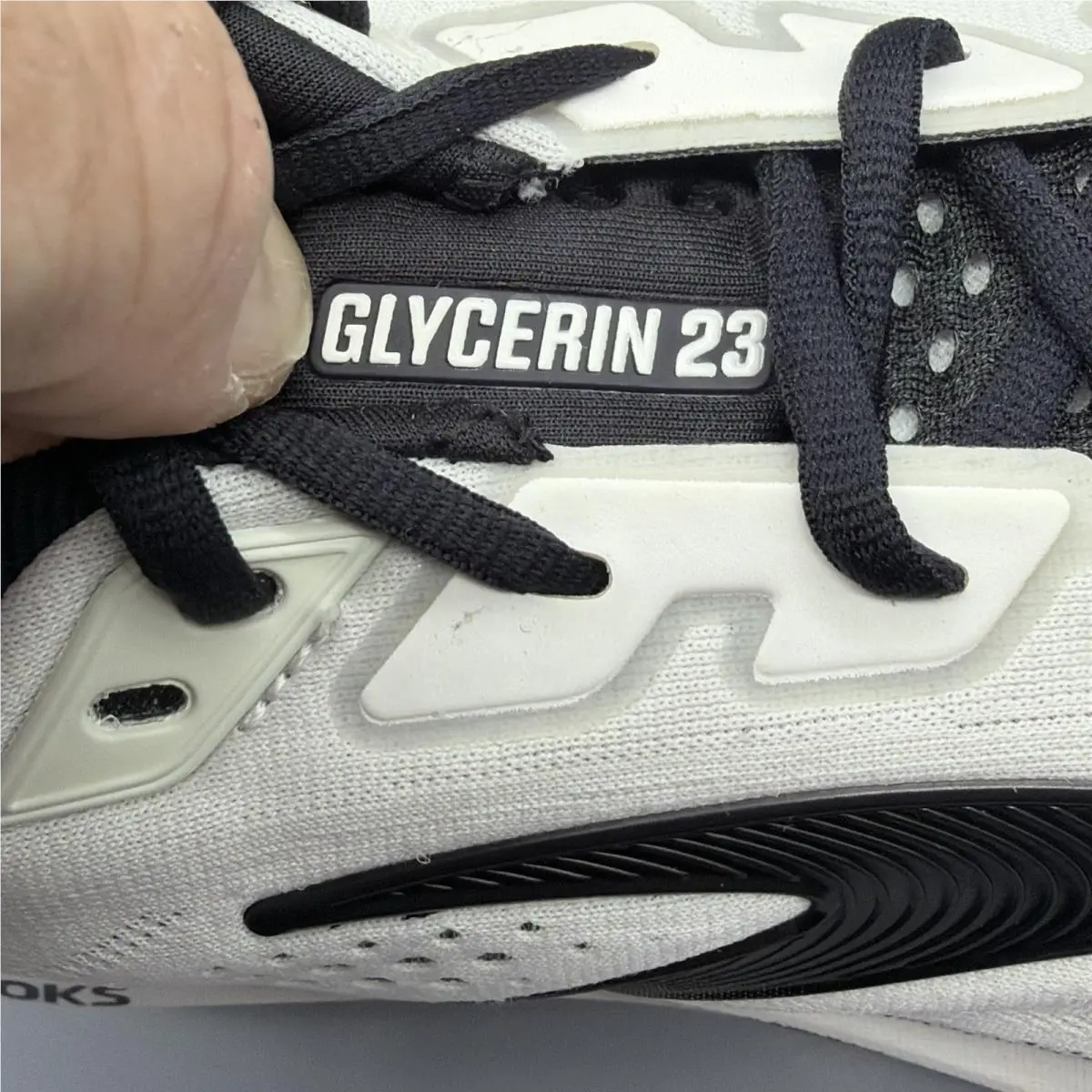 Brooks shoes - Glycerin 23 - Glycerin - 1104761D187 - White 9