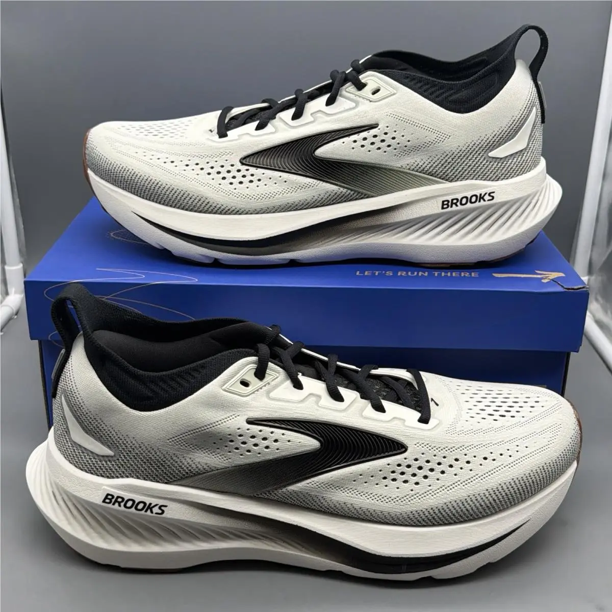 Brooks Glycerin 23 Men’s 10.5 D Running Shoes Walking Gym Sneakers White Gum
