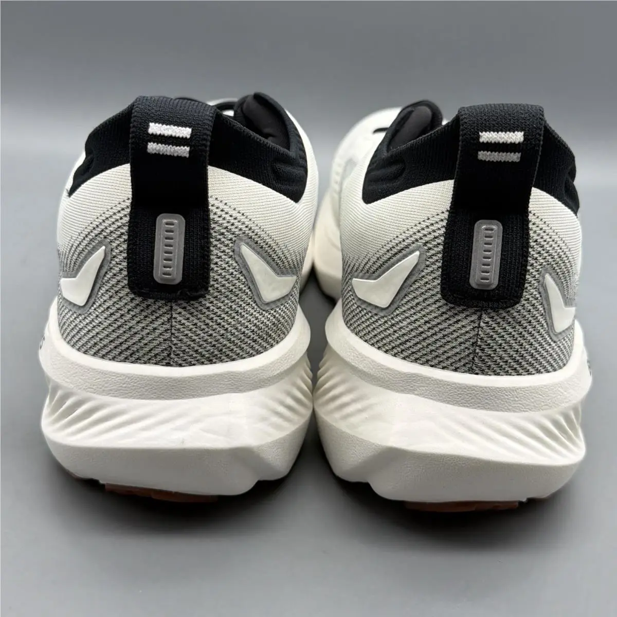 Brooks shoes - Glycerin 23 - Glycerin - 1104761D187 - White 2