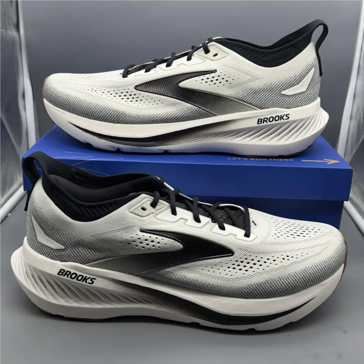 Brooks Glycerin 23 Men’s 15 D Running Shoes Walking Gym Sneakers White Gum