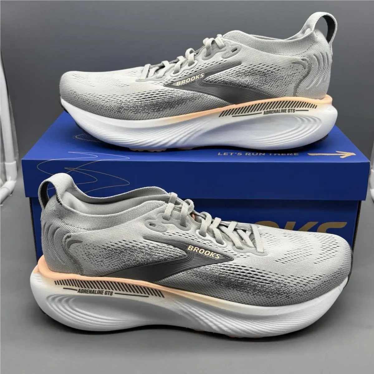 Brooks Adrenaline Gts 25 Women’s B 10 Shoes Running Walking White Pearl Coral