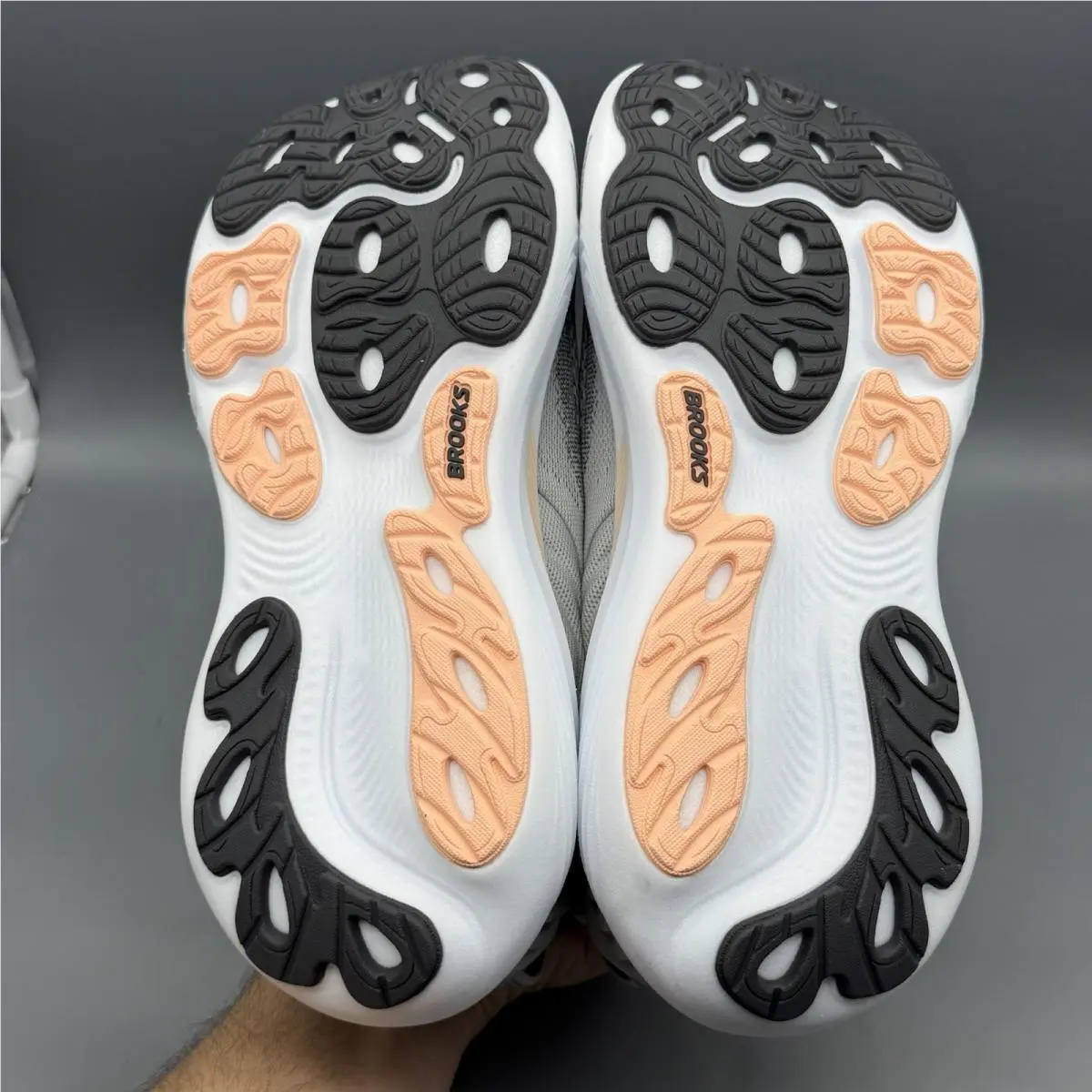 Brooks shoes - Brooks Adrenaline GTS 25 - Adrenaline GTS - 1204431B032 - Gray (UPC: 0195394666090) 6