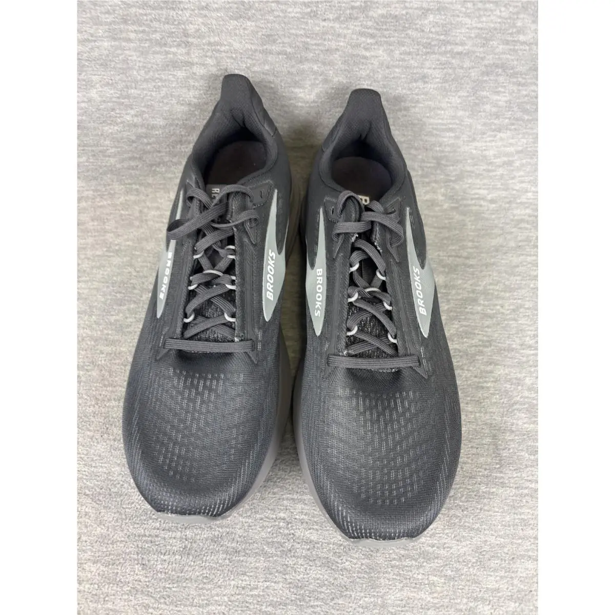 Brooks shoes - Brooks Revel - Revel - 110468 2E 014 - Black 2
