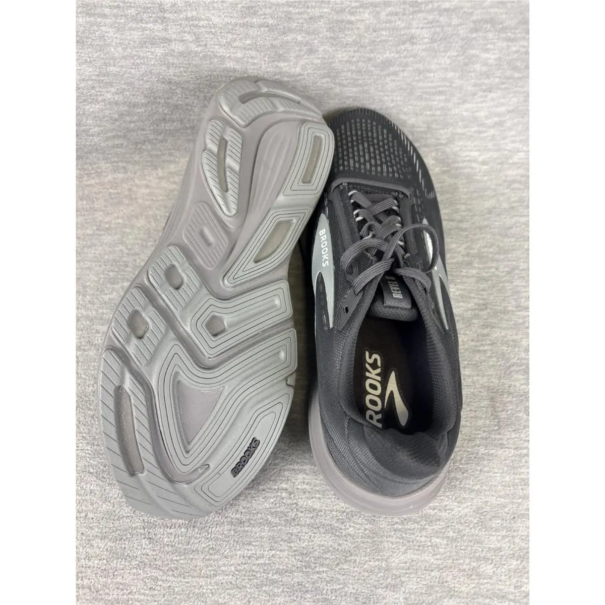 Brooks shoes - Brooks Revel - Revel - 110468 2E 014 - Black 7
