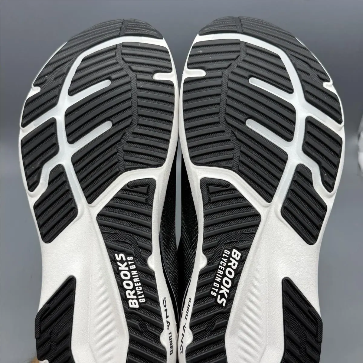 Brooks shoes - Glycerin GTS 23 - Glycerin GTS - 1105031D090 - Black 7