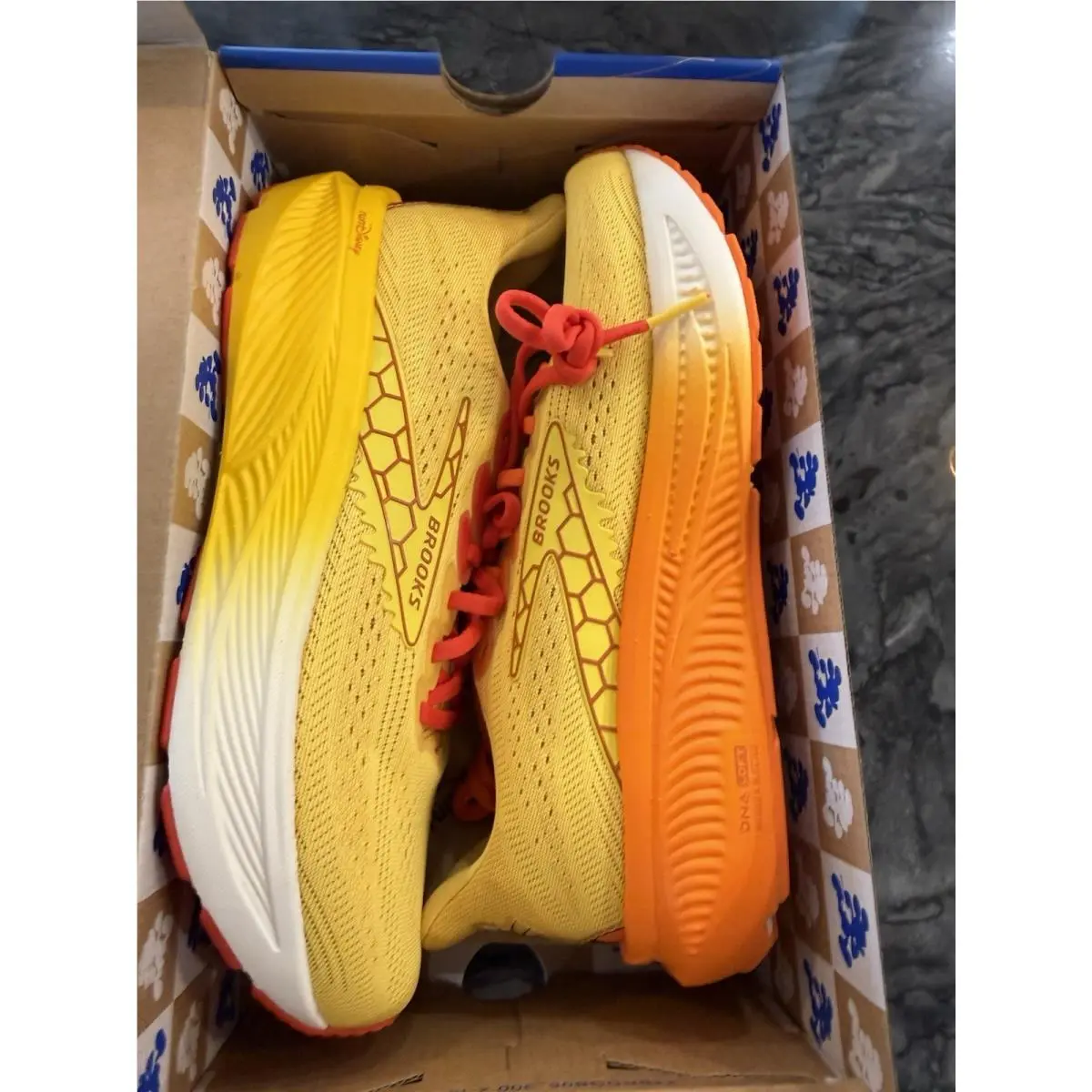 Brooks shoes - Ghost 17 - Ghost - 110566-1D-769 - Yellow 2