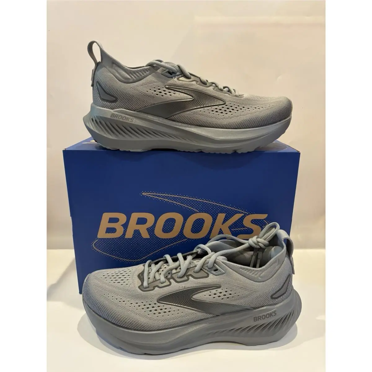 Brooks Men’s Glycerin 23 Size 8 Medium/ D