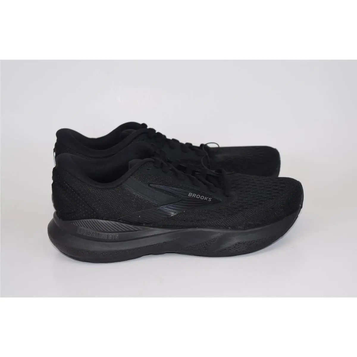 Brooks Women`s Adrenaline Gts 24 1204261D020 Black Running Shoes Size 6 D