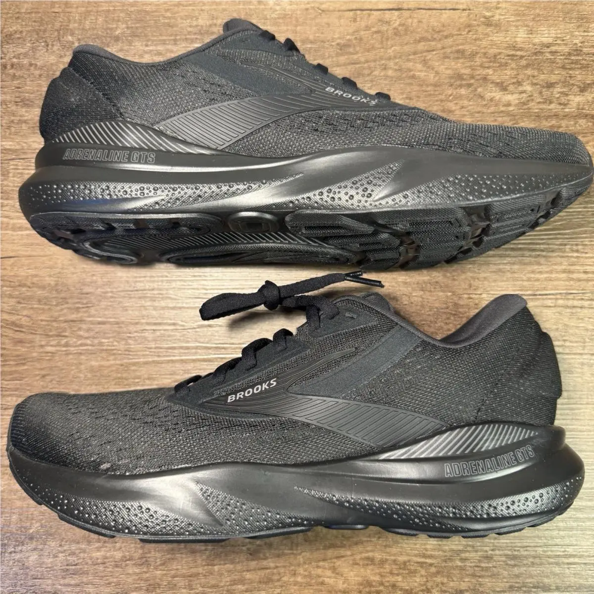 Brooks shoes - Brooks Adrenaline GTS 24 - Adrenaline GTS - 1204261D020 - Black 3