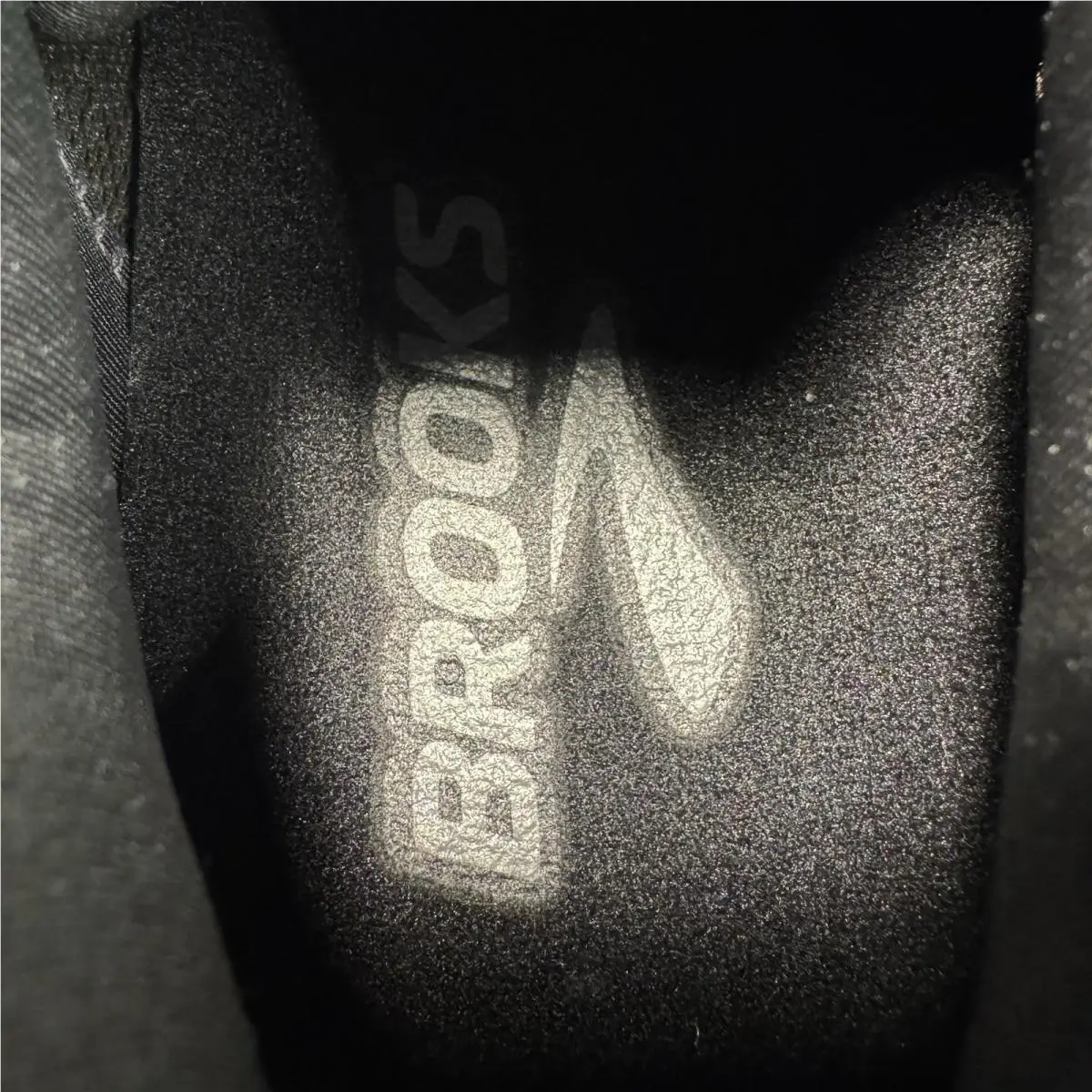 Brooks shoes - Brooks Adrenaline GTS 24 - Adrenaline GTS - 1204261D020 - Black 6