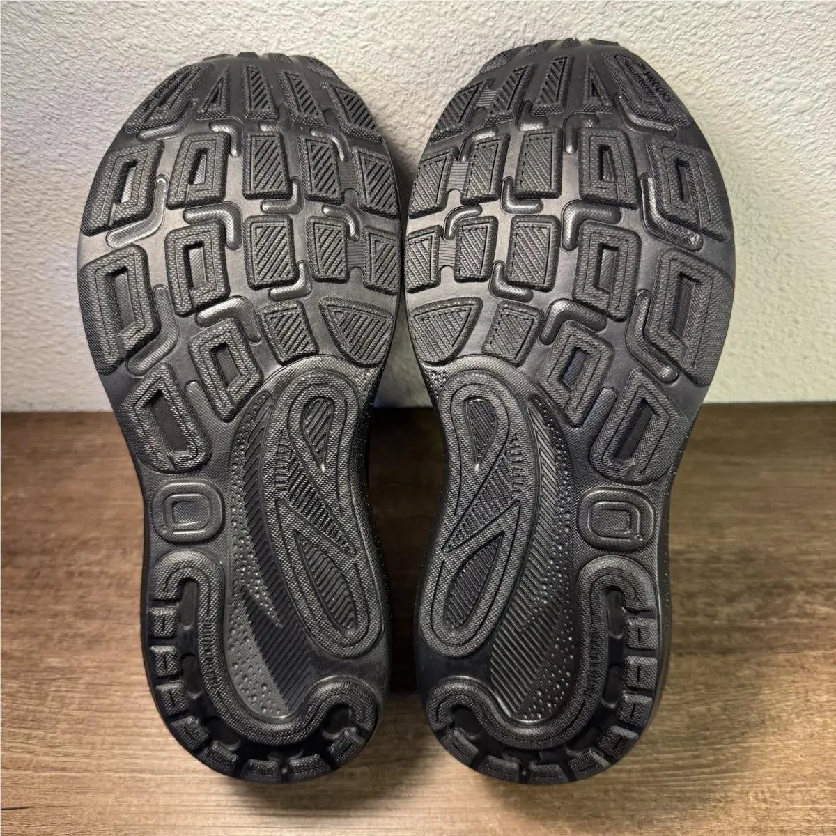 Brooks shoes - Brooks Adrenaline GTS 24 - Adrenaline GTS - 1204261D020 - Black 7