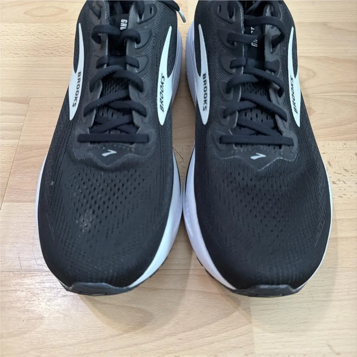 Brooks shoes - Ghost 17 - Ghost - Black 3