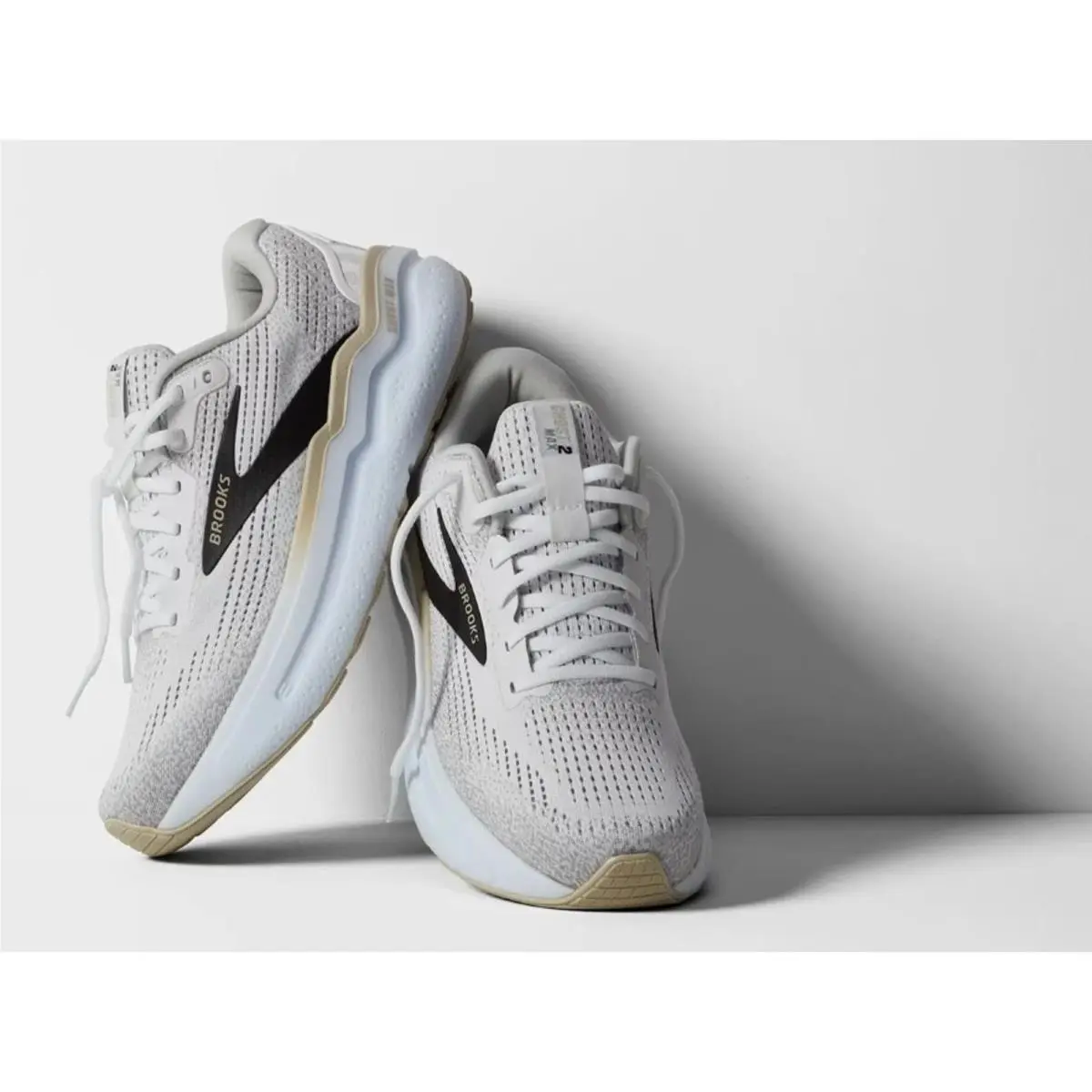 Brooks shoes - Brooks Ghost Max 2 - Ghost Max - Multicolor 5