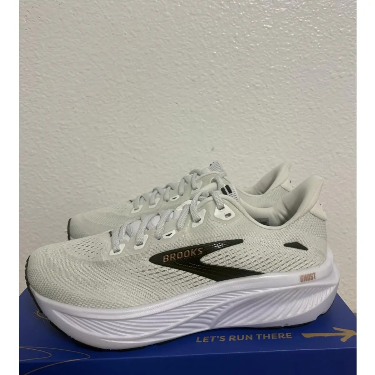 Brooks shoes - Ghost 18 - Ghost - White 3