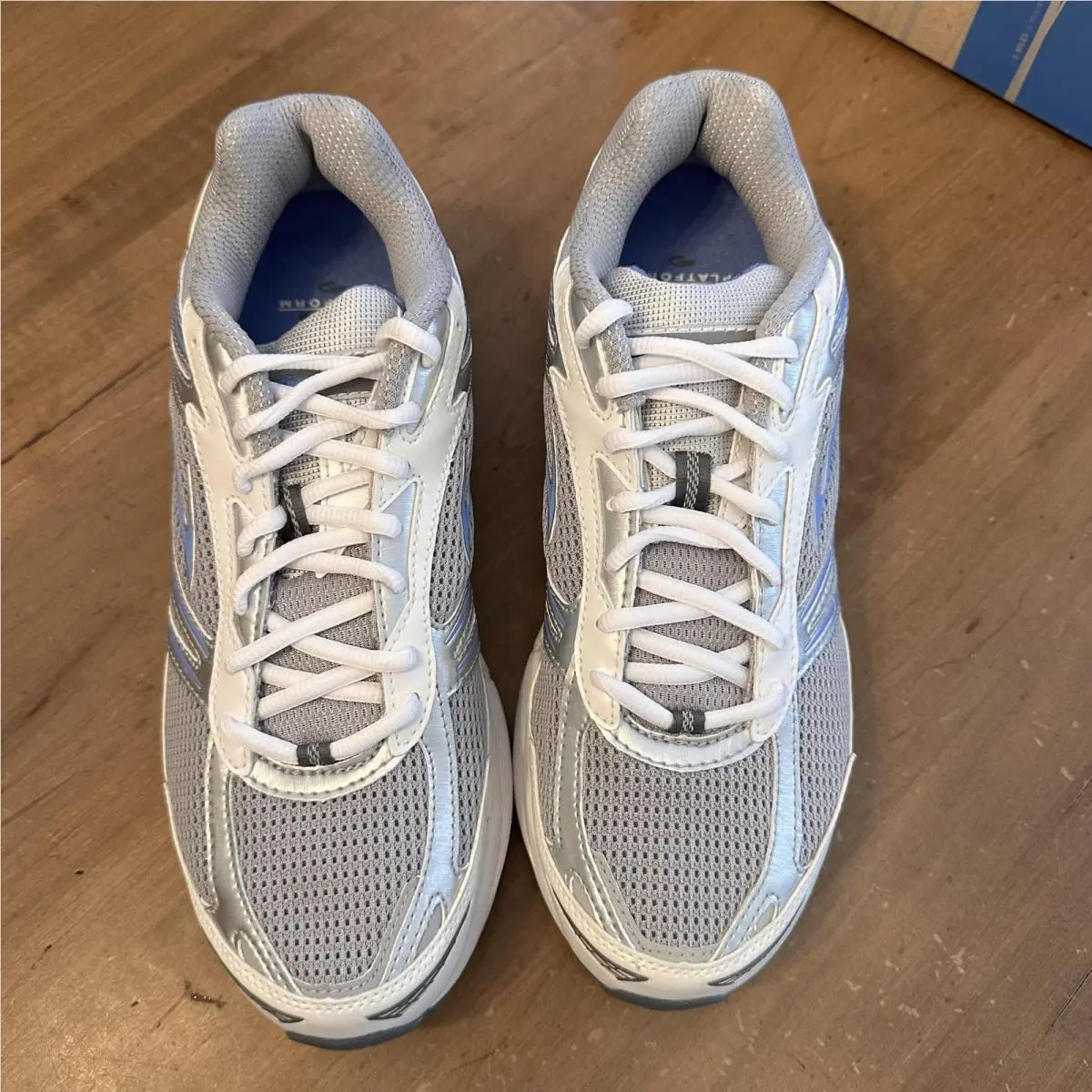 Brooks shoes - Unknown - Unknown - Silver 0