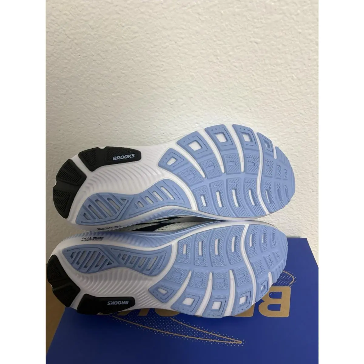 Brooks shoes - Brooks Glycerin - Glycerin - White/Black 5