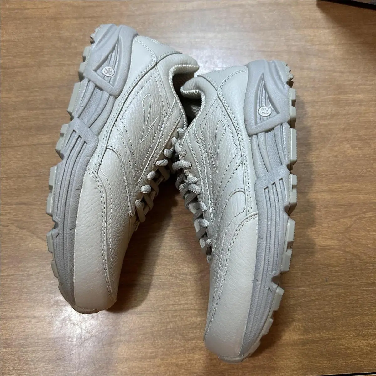 Brooks shoes - Unknown - Unknown - 120032 2A 121 - Beige 2
