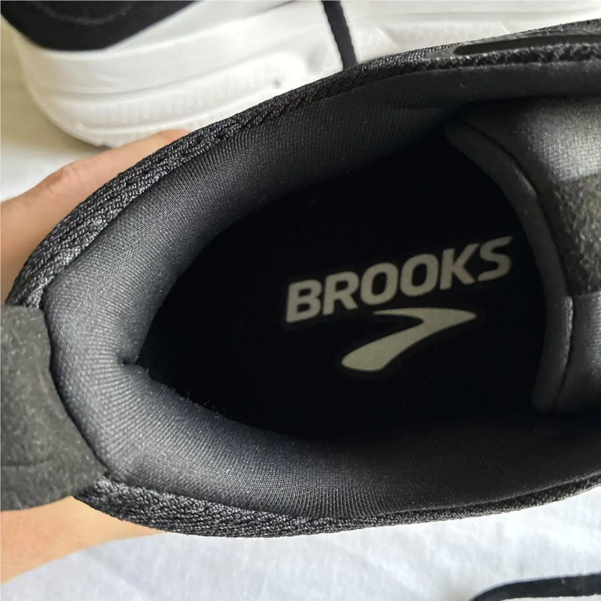 Brooks shoes - 1104521D090 - 1104521D090 - Black/Grey/White (UPC: 195394623574) 7