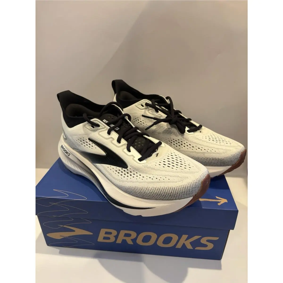 Brooks shoes - Brooks Glycerin 23 - Glycerin - White / Black/ Gum 0