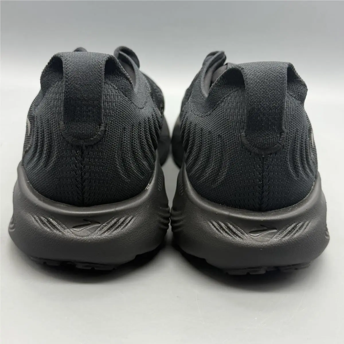 Brooks shoes - Brooks Adrenaline GTS 25 - Adrenaline GTS - 1204431B693 - Black (UPC: 0195394664775) 2