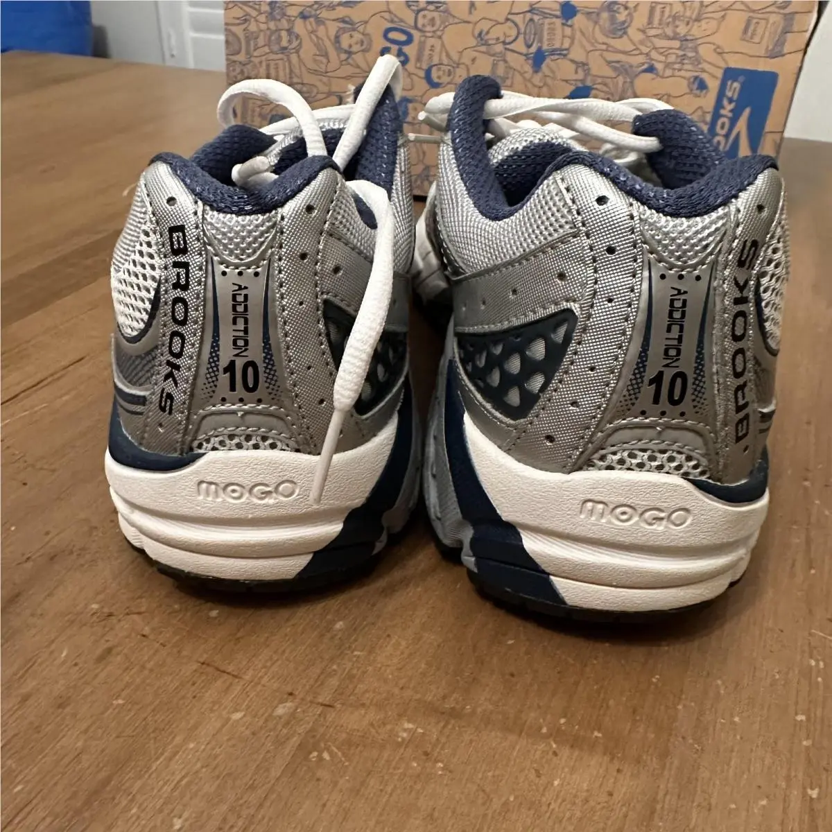 Brooks shoes - Brooks Addiction 10 - Addiction - Gray 4