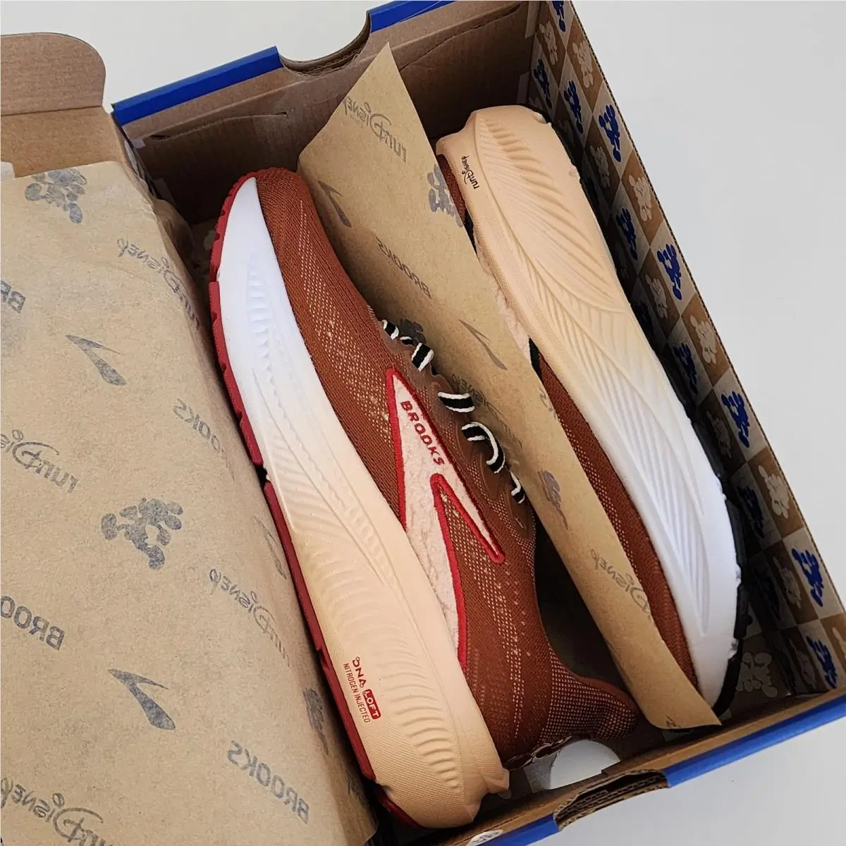 Brooks shoes - Brooks Ghost - Ghost - Brown 11
